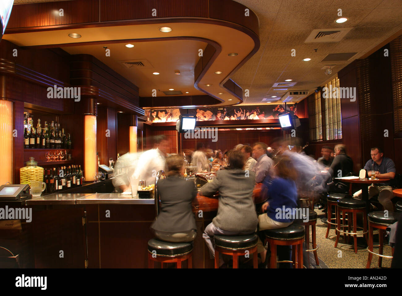 Raleigh North Carolina,Glenwood Avenue nightlife,Sullivan's Steakhouse