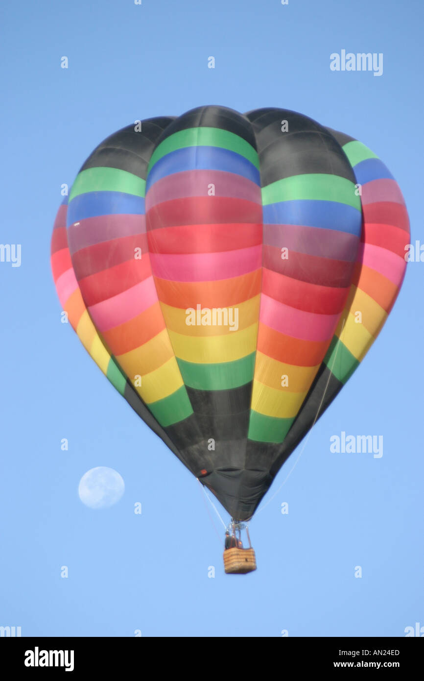 Albuquerque New Mexico,hot air balloon balloons,ballooning,flying