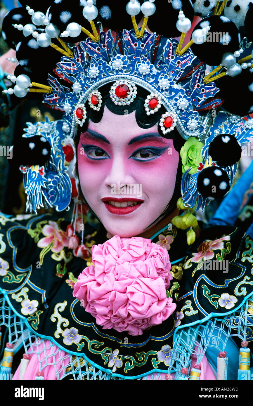 Chinese Opera (Beijing Opera) / Actor Dressed in Costume / Portrait ...