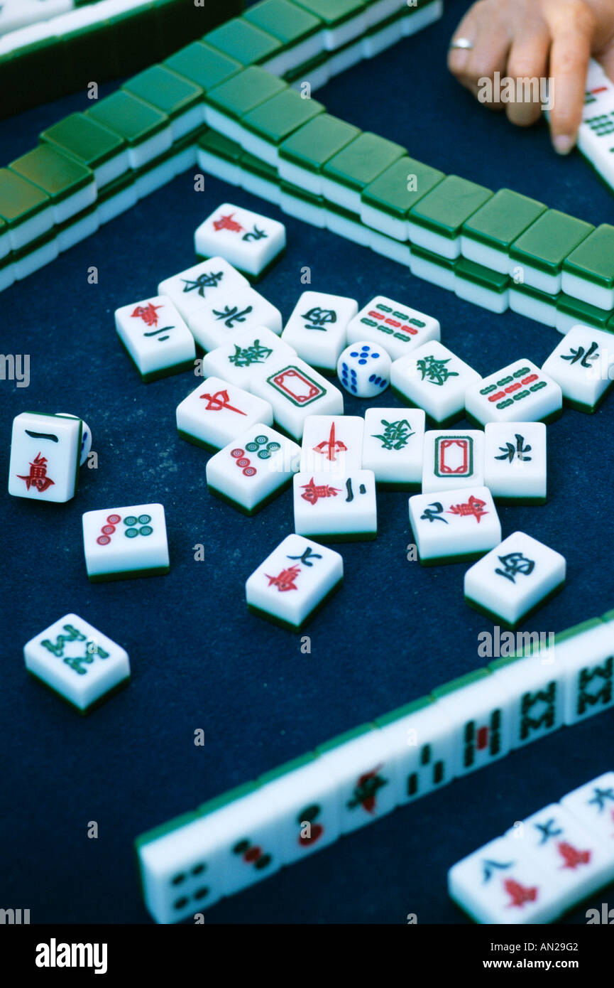 Mahjong online game hi-res stock photography and images - Alamy