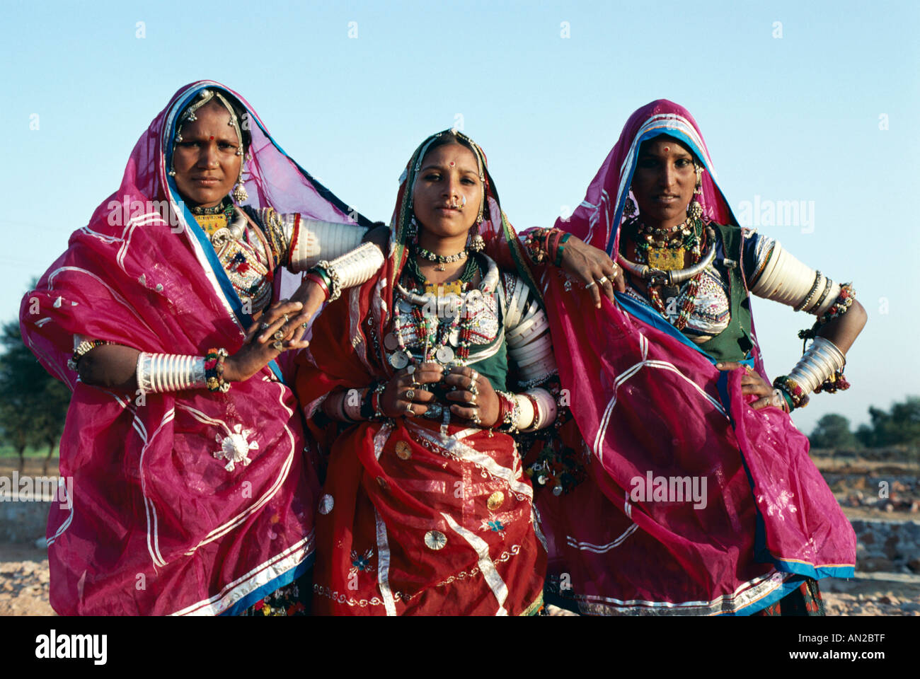 Banjara Gypsy Women Dressed in Traditional Costume, Rajasthan, India Stock Photo 8793806 Alamy