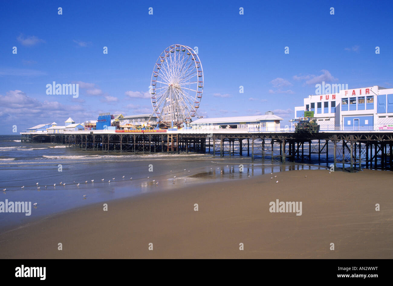 Blackpool Central Pier Lancashire sands beach Big Wheel amusements sea seaside coast coastal holiday resort travel tourism Stock Photo