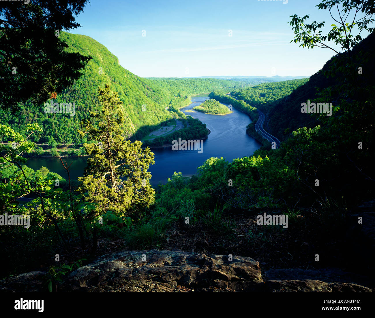 mount tammany camping