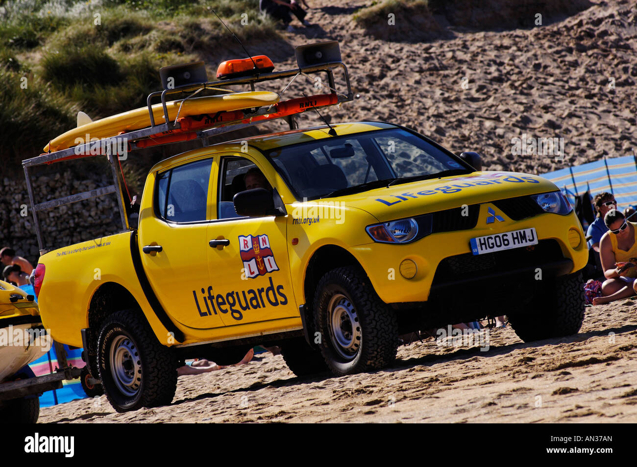 Rnli lifeguard rescue vehicle on hi-res stock photography and images ...