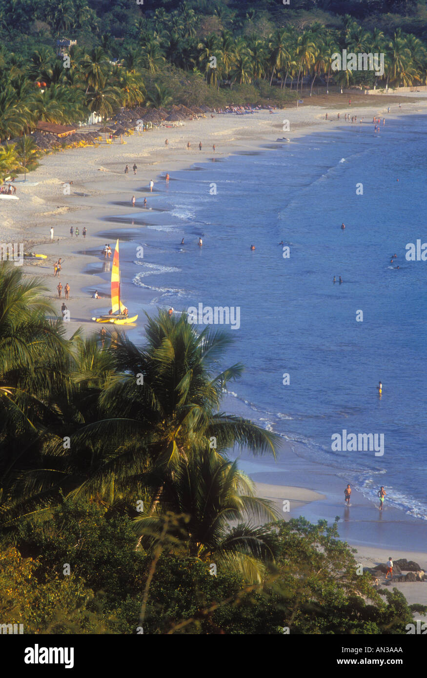 La ropa beach hi-res stock photography and images - Alamy