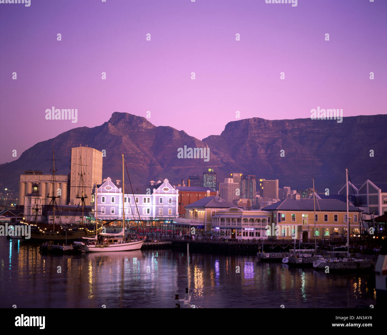 Waterfront & Table Mountain, Cape Town, South Africa Stock Photo Alamy