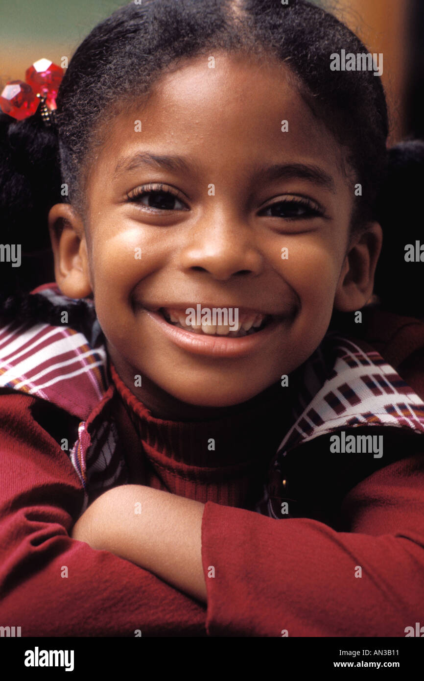 Portrait of smiling cute, happy African American girl Stock Photo - Alamy