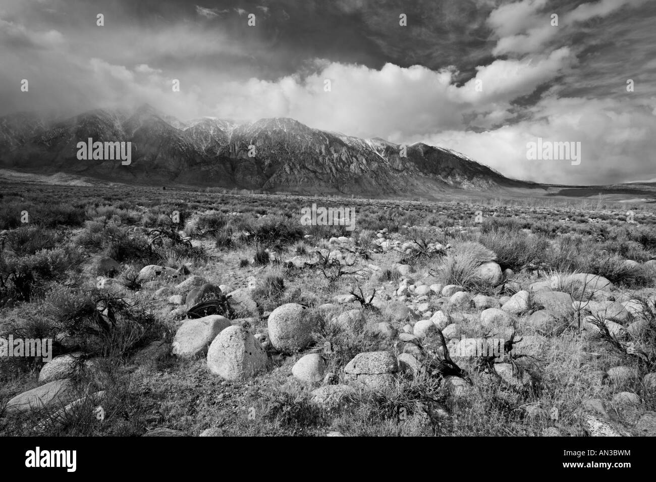Sierra nevada in winter Black and White Stock Photos & Images - Alamy