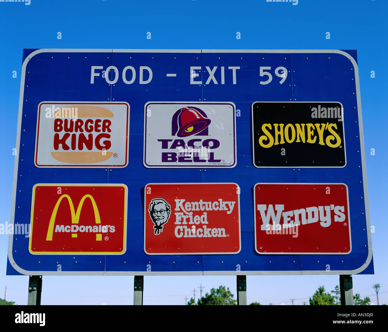Tupical Highway Exit Sign Advertising Fast Food / Restaurants / Outlets, California, USA Stock Photo