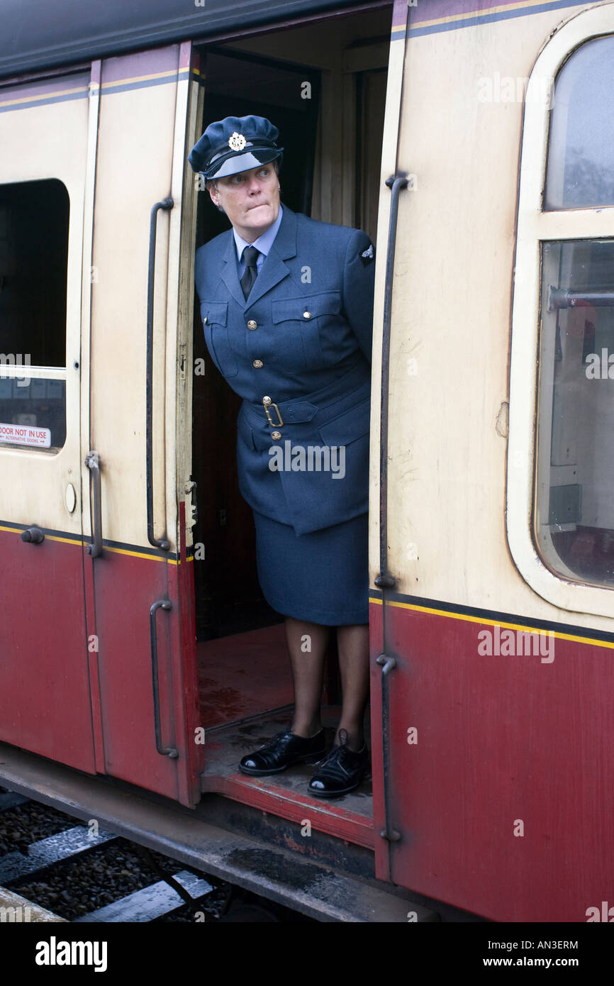 1940's uniform woman hi-res stock photography and images - Alamy