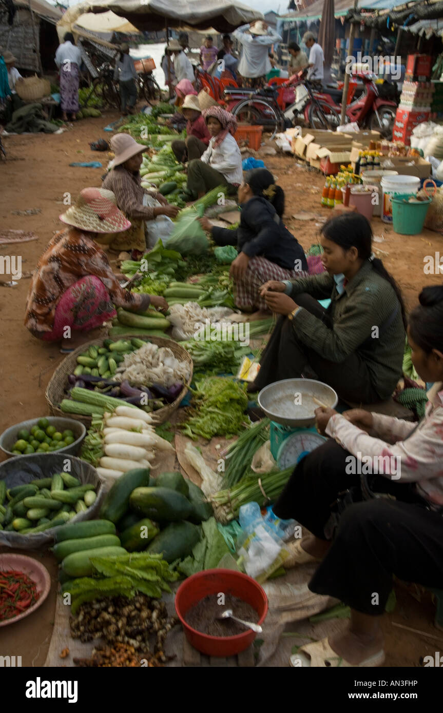 Floating Market On Tonle Sap Lake Near Siem Reap Cambodia Stock Photo