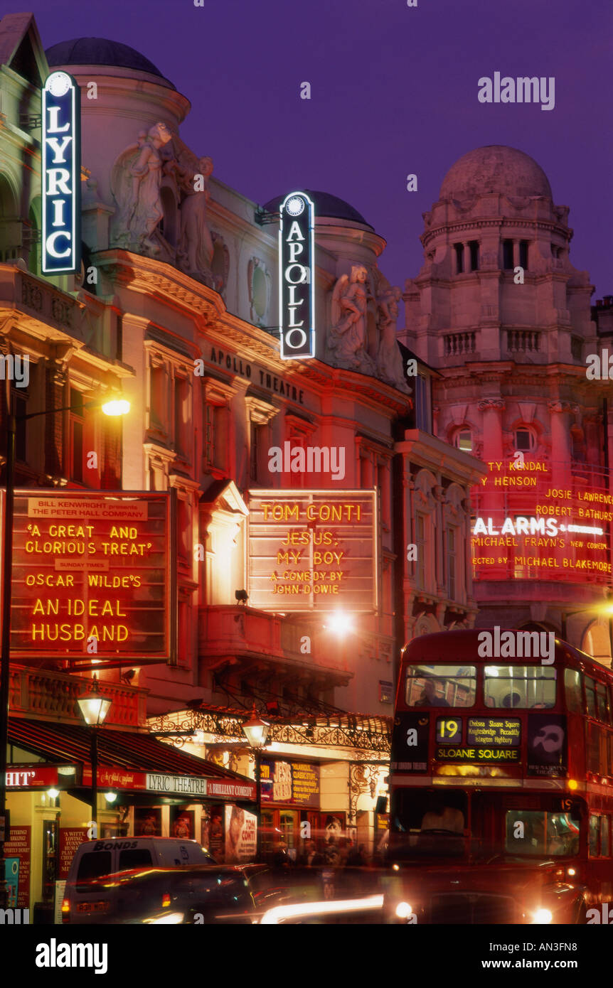 Shaftesbury Avenue Dusk Hi-res Stock Photography And Images - Alamy