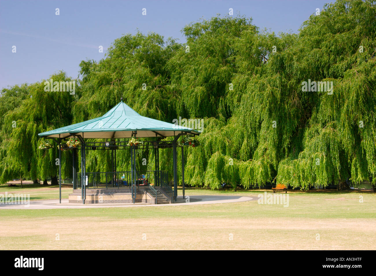 Stand your ground hires stock photography and images Alamy