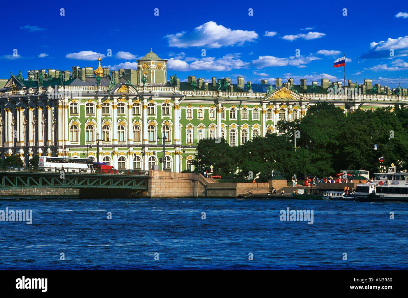 Petersburg winter palace neva hi-res stock photography and images - Alamy