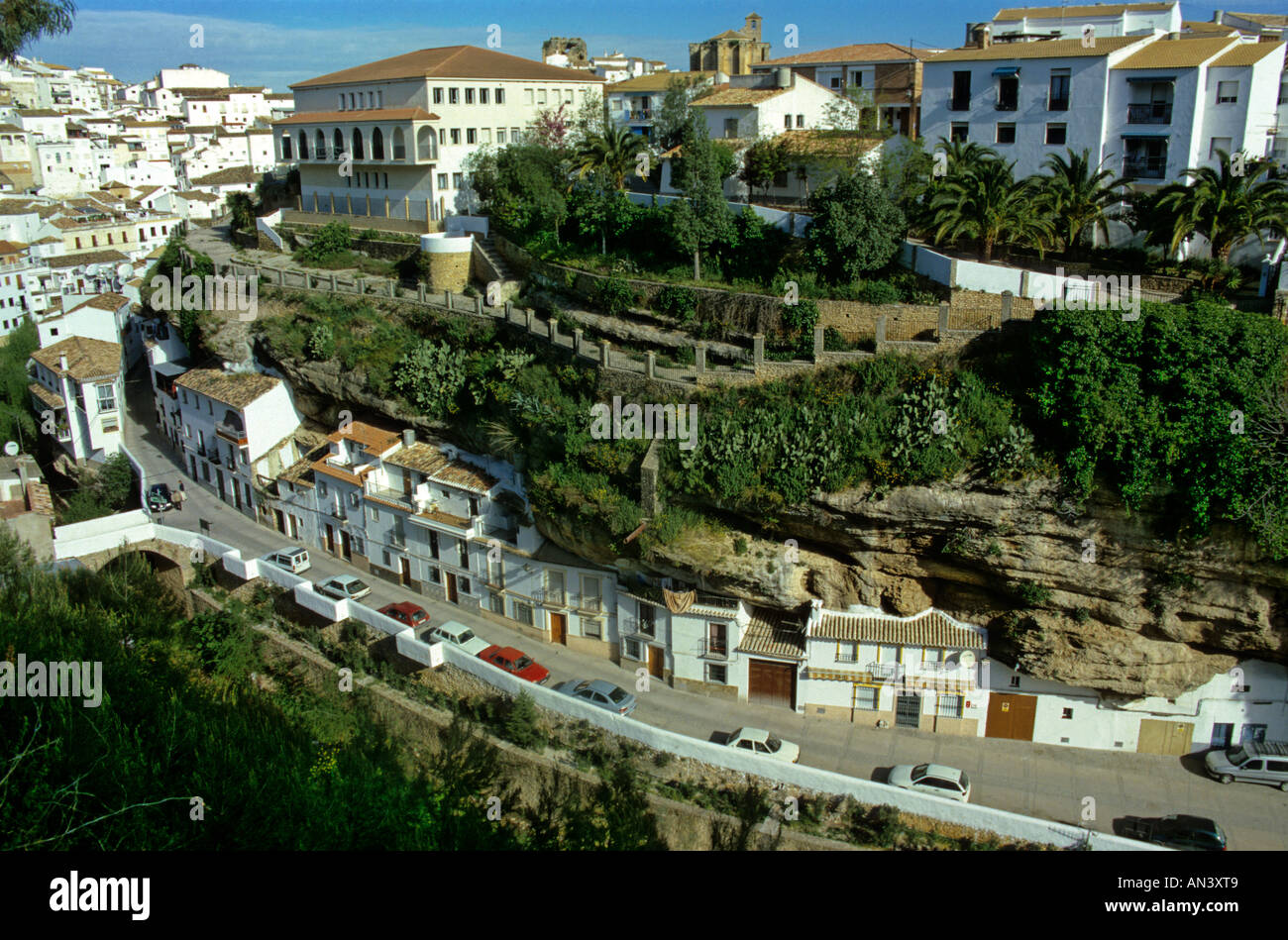 Setenil de las Bodegas, a Pueblo Blanco village / town in Andalusia, Spain Stock Photo