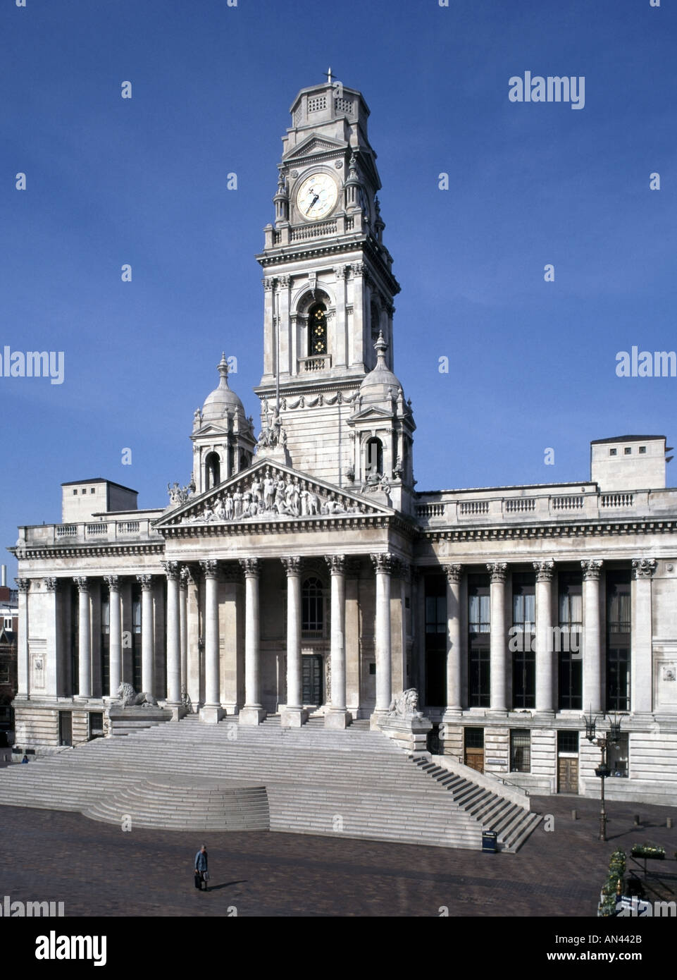 Portsmouth The Guildhall and City Council offices including banqueting facilities and council chambers Stock Photo