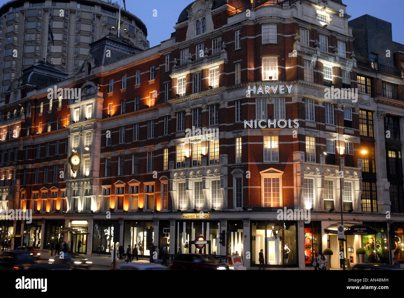 Harvey Nichols In Knightsbridge London Stock Photo - Alamy