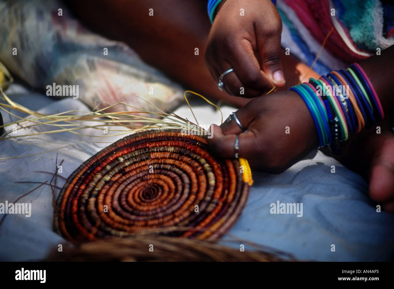 Aboriginal basket weaving hires stock photography and images Alamy