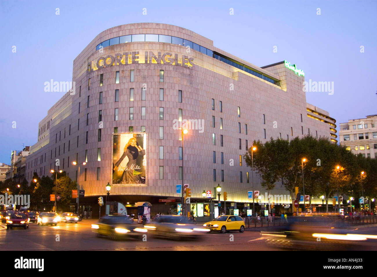 El Corte Ingl s Department Store On Placa De Catalunya Barcelona Spain El Corte Ingl s Department Store On Placa De Catalunya Barcelona Spain
