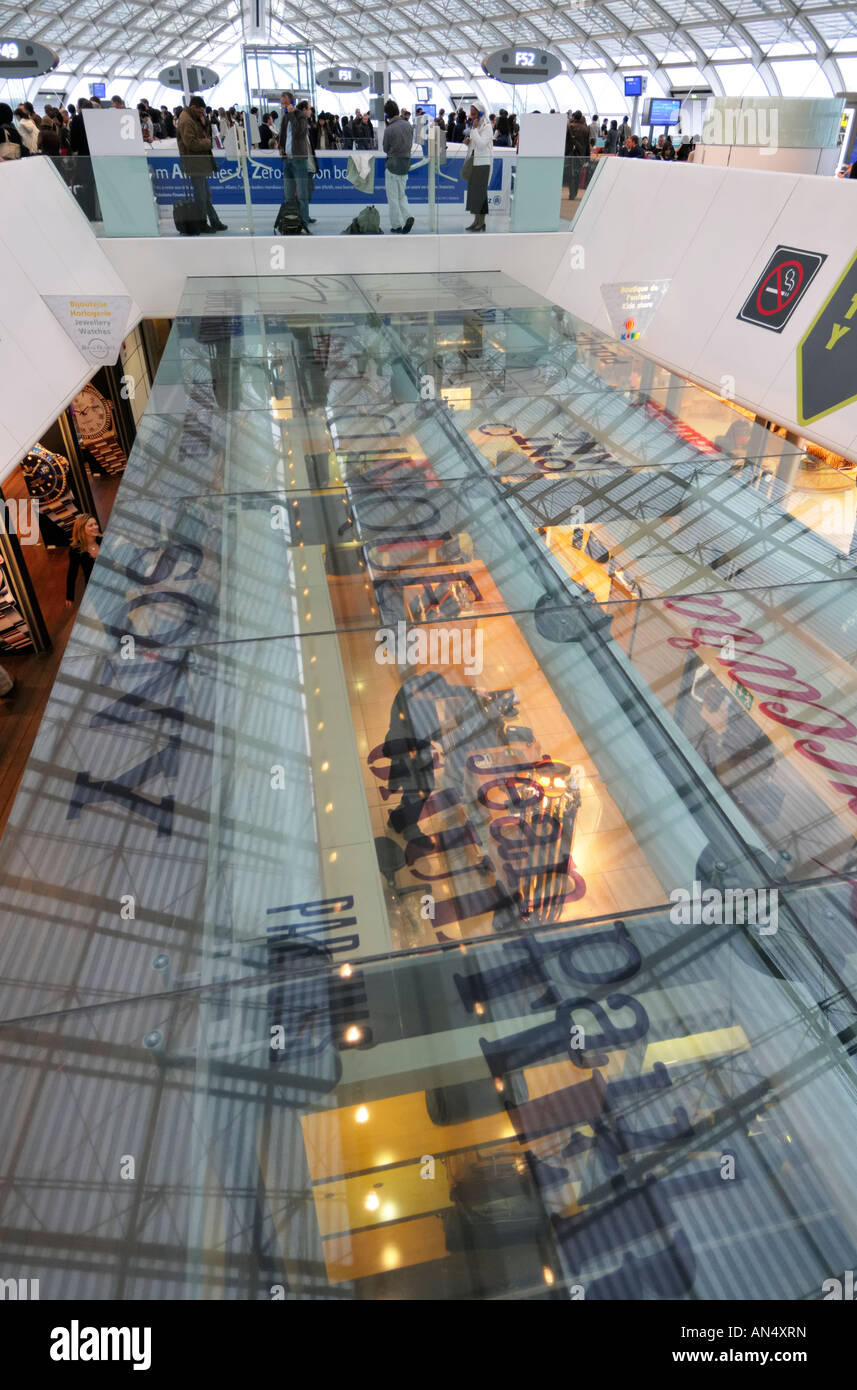 Duty free International shopping area, Paris CDG airport Stock Photo