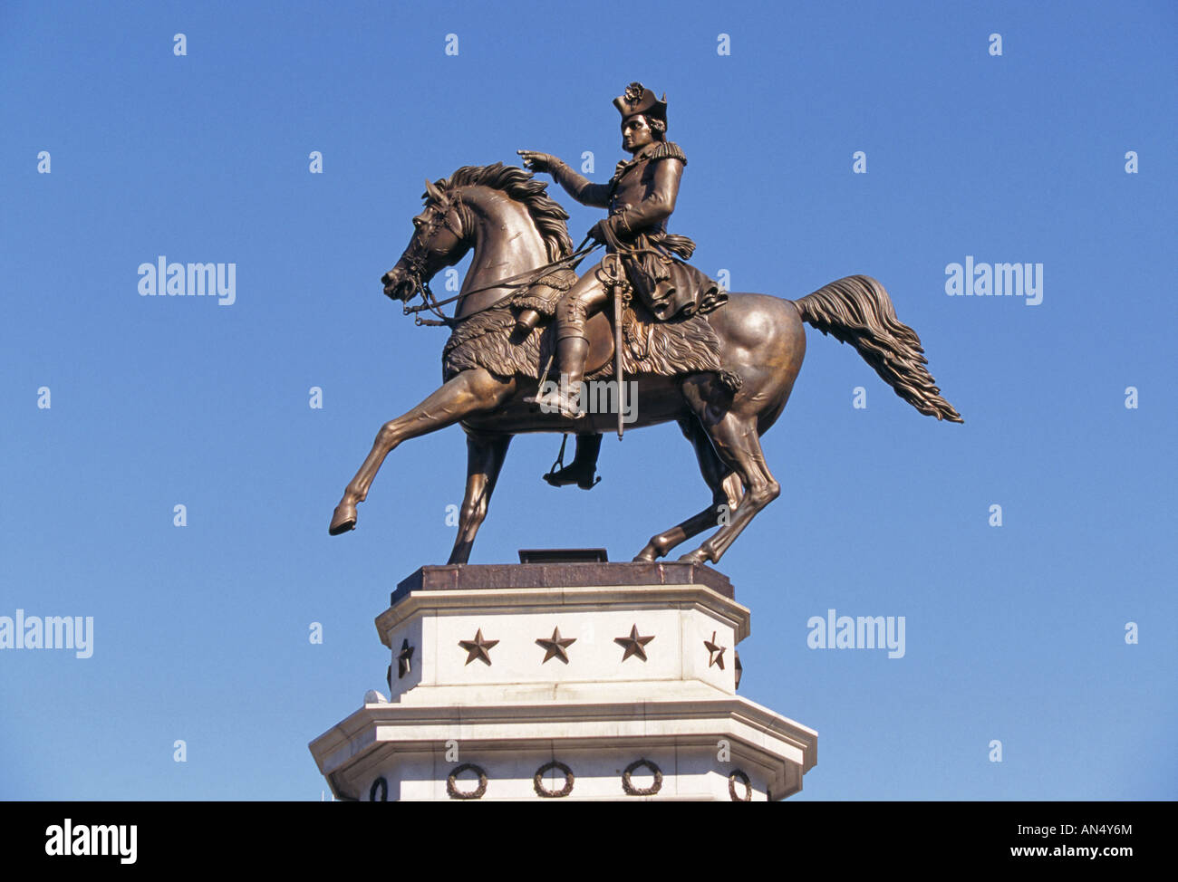 A statue of Washington on horseback on Monument Avenue in