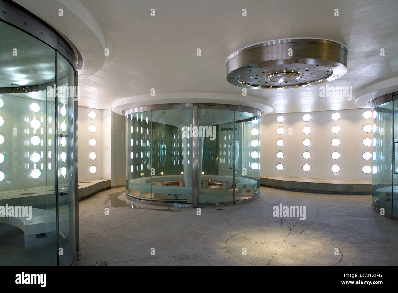 Therm' Bath Spa, 2006. Steam rooms. Architect: Grimshaw Architects Stock Photo