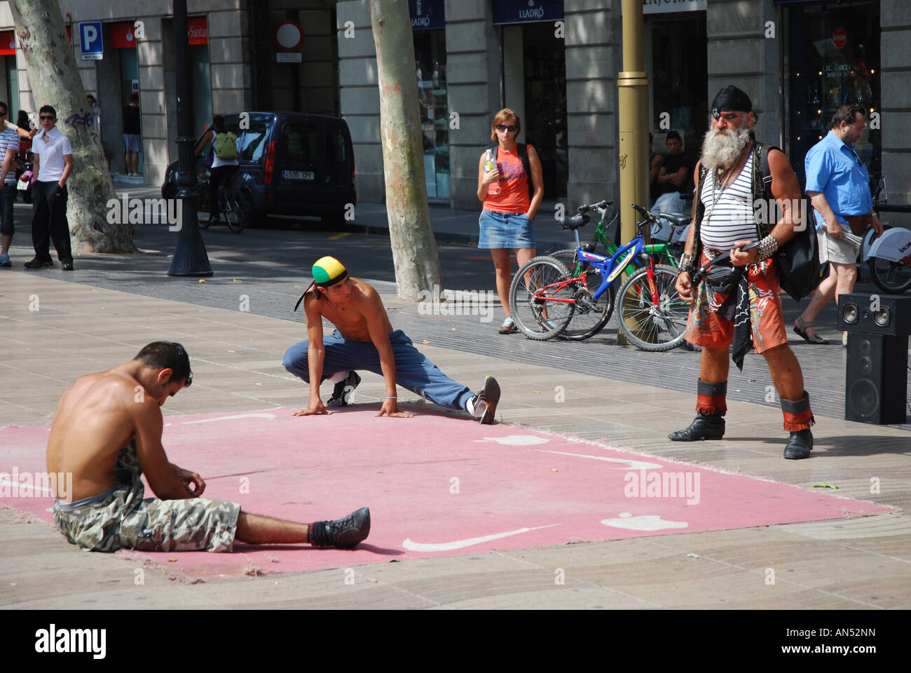 buskers on Ramblas shopping street Barcelona Spain Stock Photo