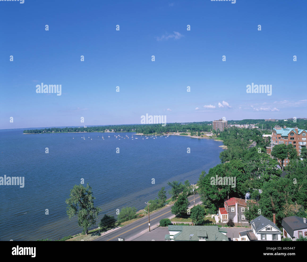 Lakeshore Road and Lake St Louis Pointe Claire Stock Photo Alamy
