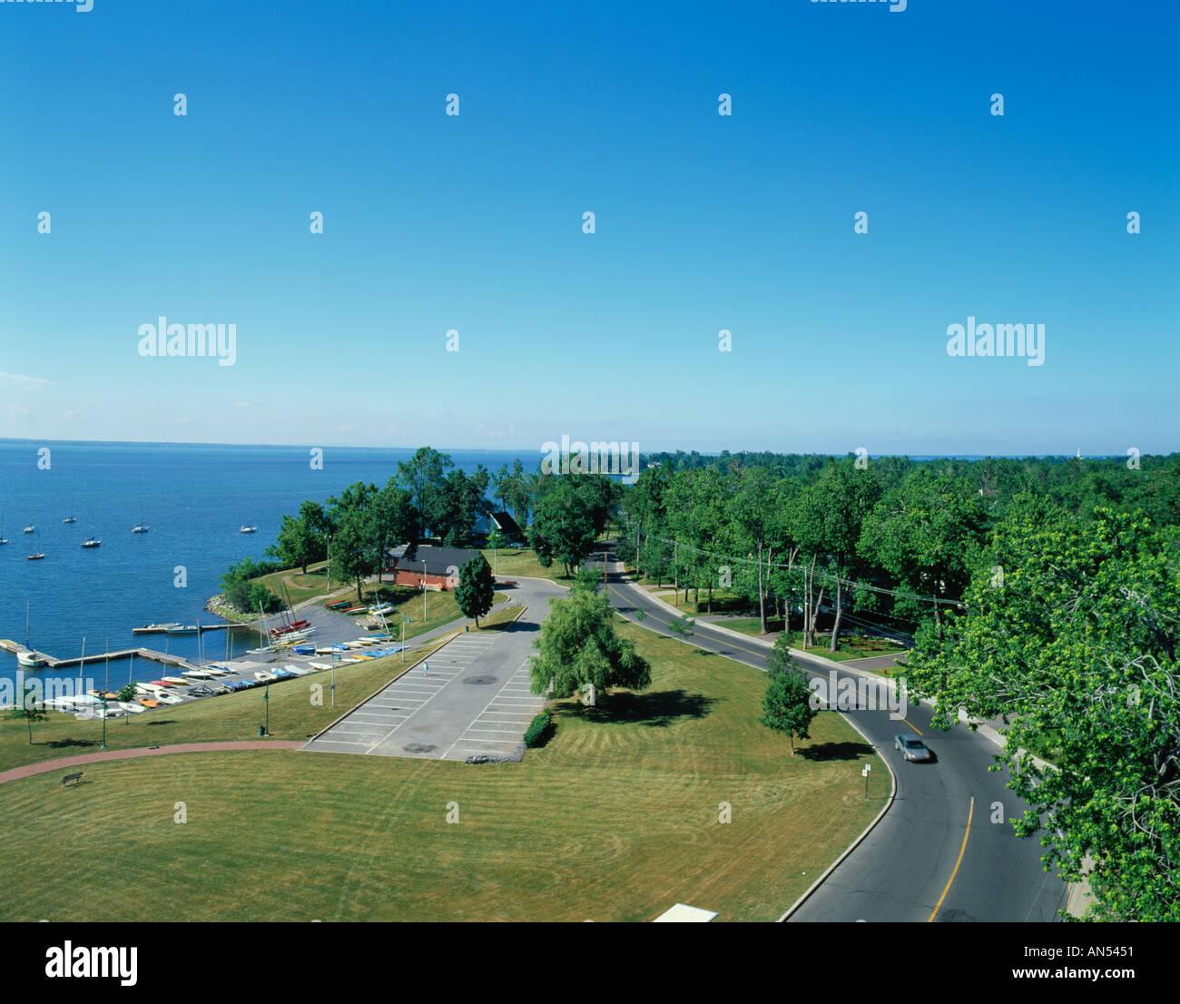 Lakeshore Road and Lake St Louis Pointe Claire Stock Photo Alamy