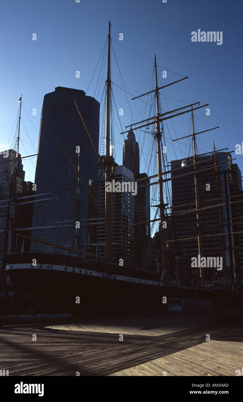 Lightship lens hires stock photography and images Alamy