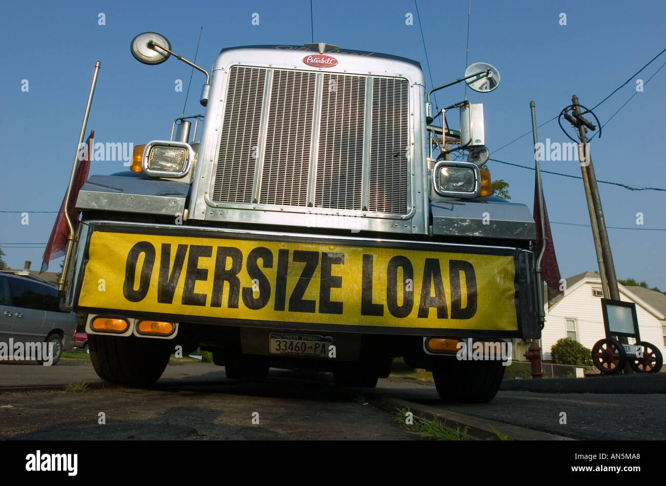 Wide load lorry hires stock photography and images Alamy