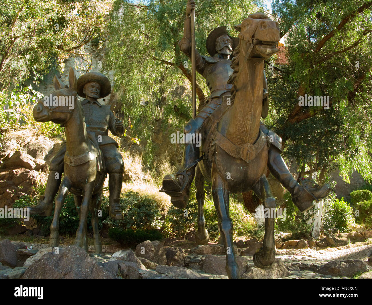 Mexico Guanajuato Statue Of Don Quixote And Sancho Panza In Plaza Allende Near Cervantes Theater Fictional Characters Stock Photo Alamy