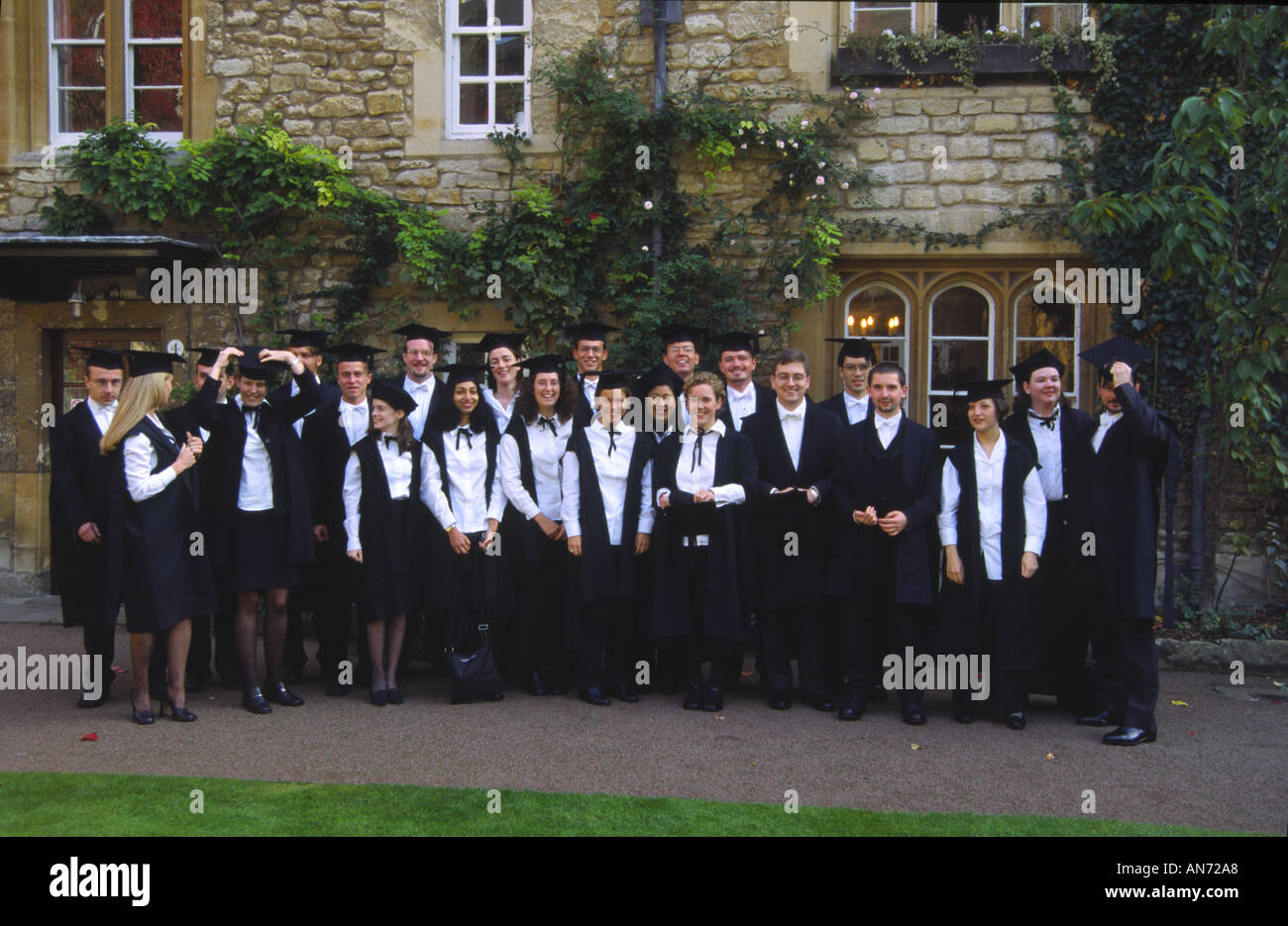 Oxbridge graduate hi-res stock photography and images - Alamy