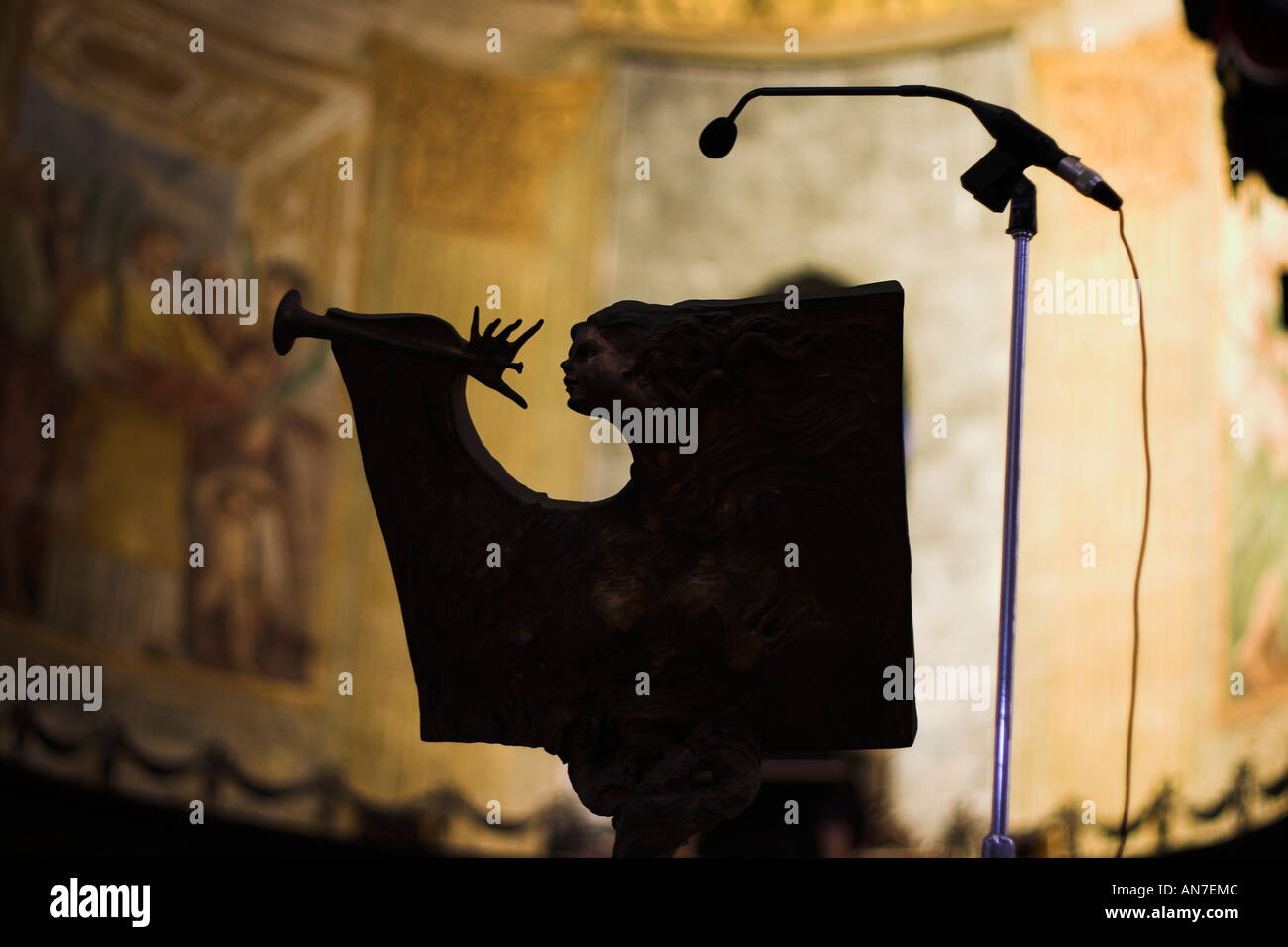 Silhouette angel trumpet hi-res stock photography and images - Alamy