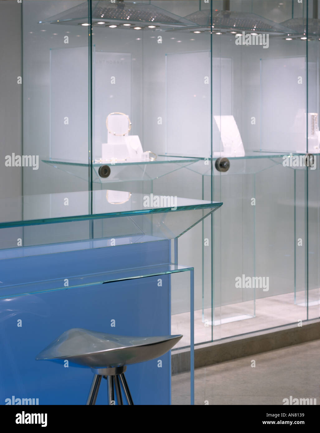 Liverpool jewellers hires stock photography and images Alamy