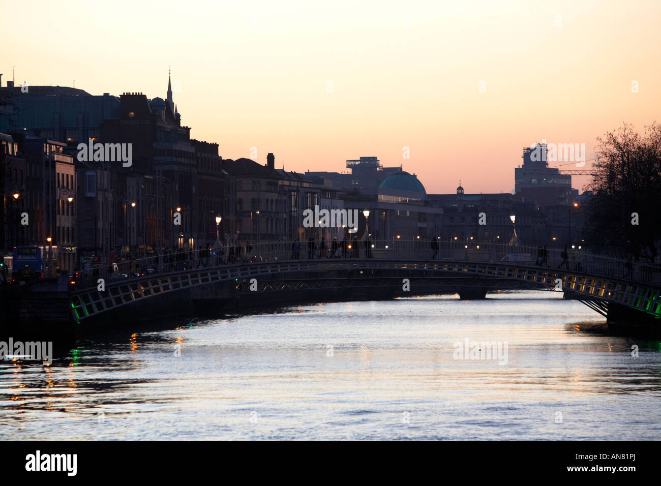 Hapenny bridge sunset hi-res stock photography and images - Alamy