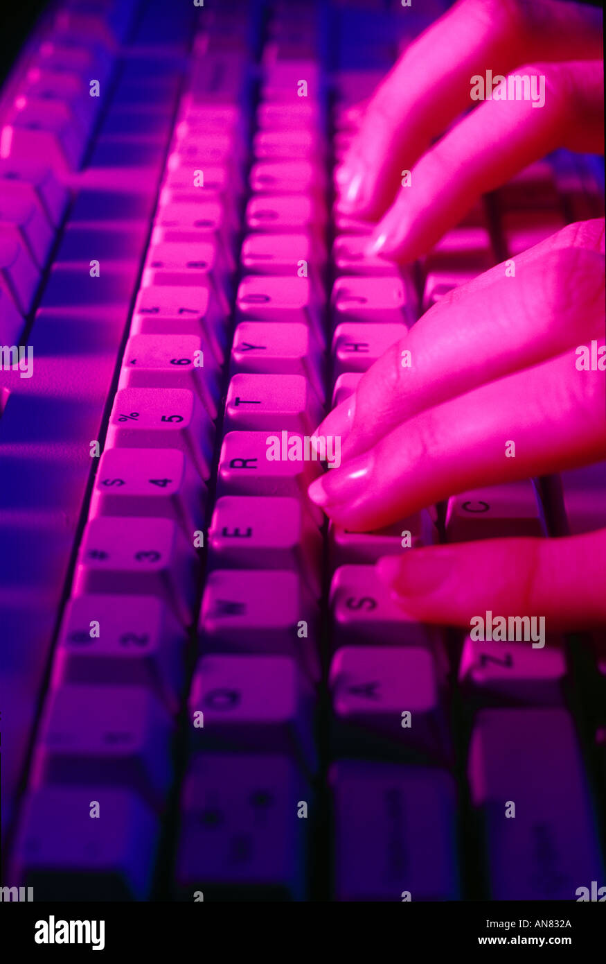 Close up hands keyboard hi-res stock photography and images - Alamy