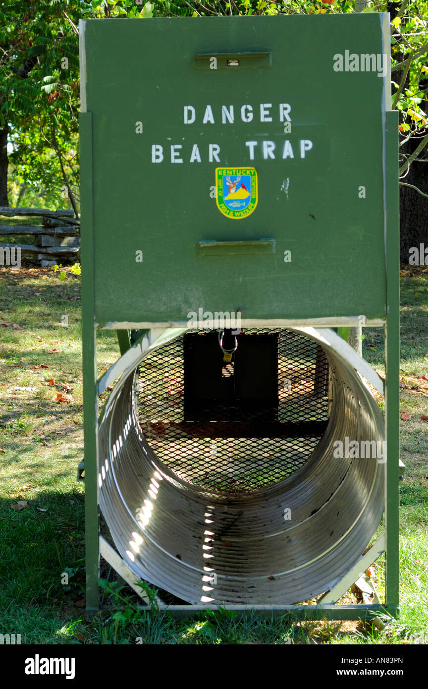Bear Trap Used By The Kentucky Department Of Wildlife Stock Photo Alamy bear-trap-used-by-the-kentucky-department-of-wildlife-stock-photo-alamy