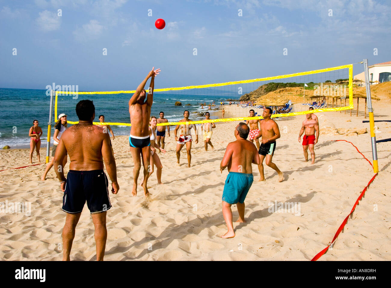 Beachvolley hi-res stock photography and images - Alamy