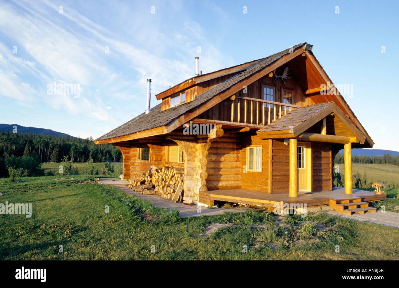 Log Cabin Echo Valley Ranch British Columbia Canada Stock Photo