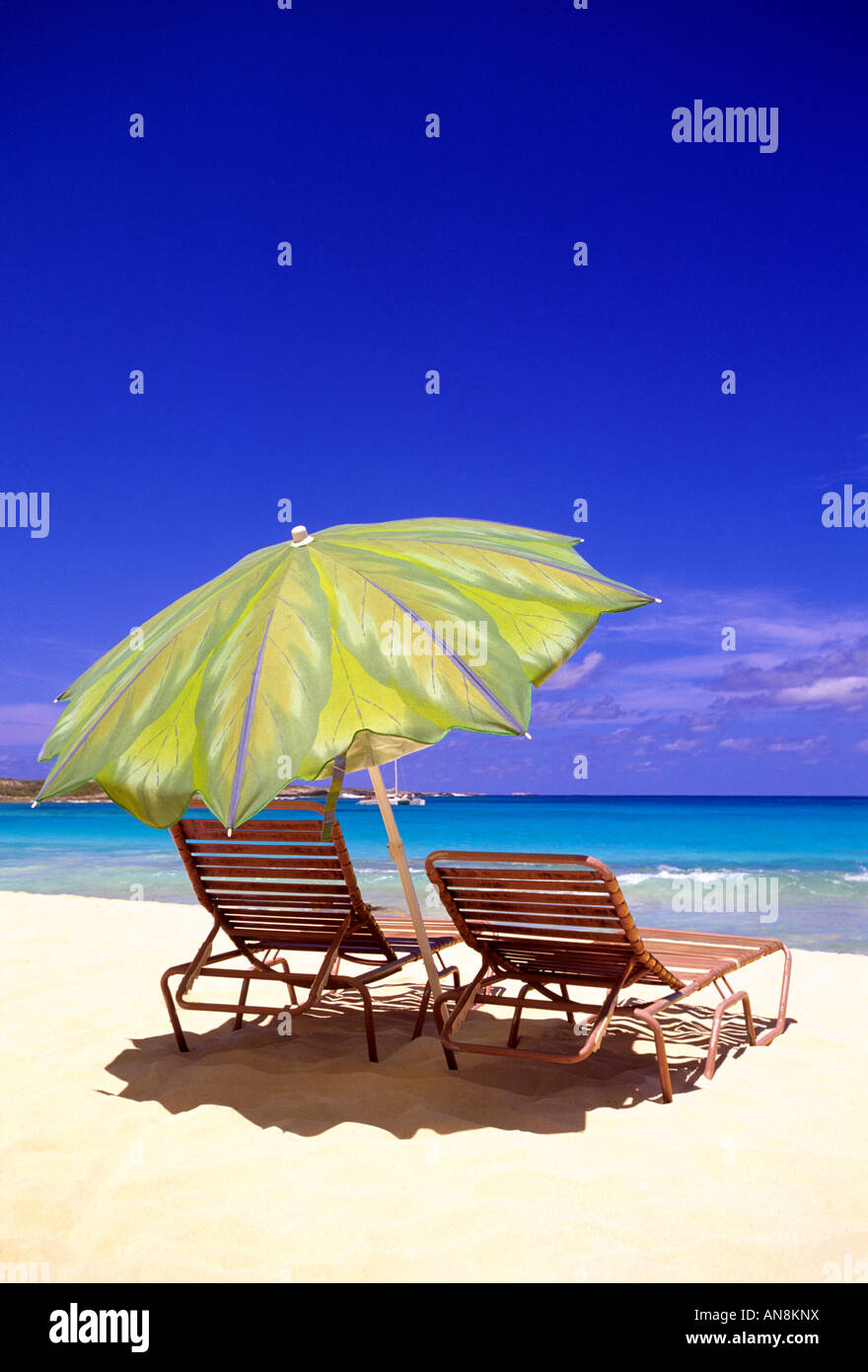 Bahama umbrella hi-res stock photography and images - Alamy