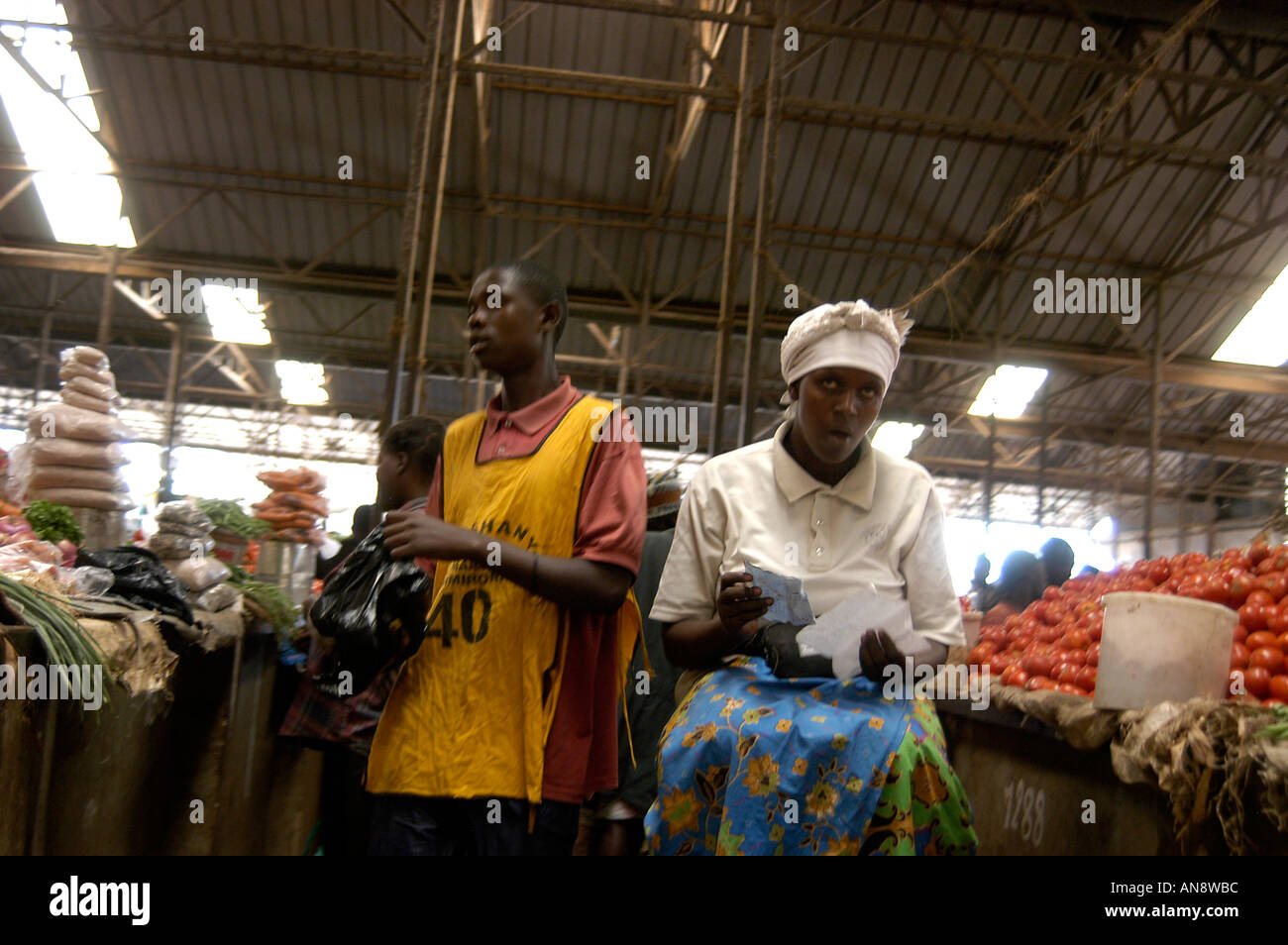 Rwandan market hi-res stock photography and images - Alamy