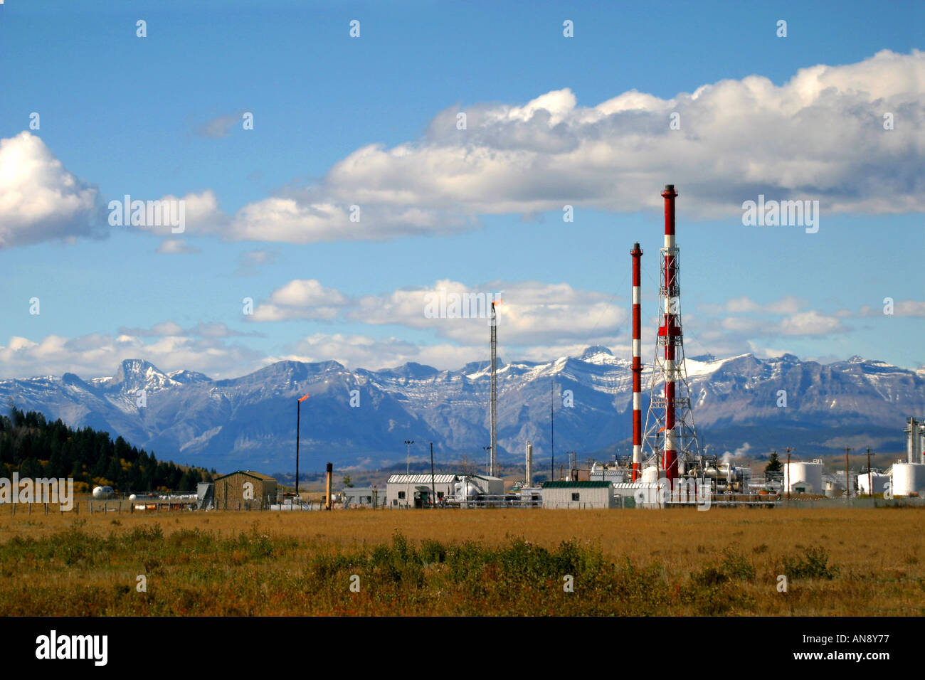 Oil and gas industry in Alberta Canada Stock Photo Alamy