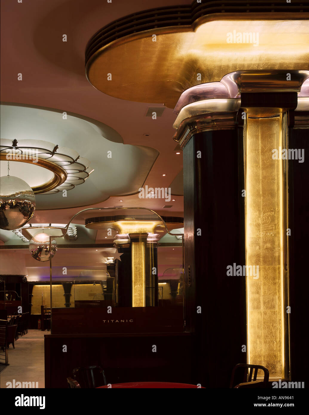 Titanic Restaurant, Piccadilly, London. Former Marco Pierre White restaurant. Detail of supports and ceiling. Stock Photo