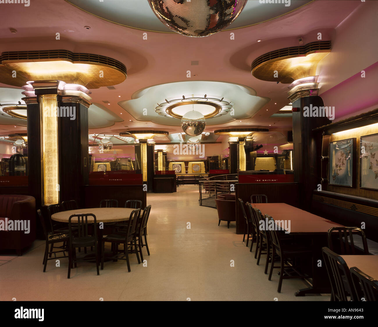 Titanic Restaurant, Piccadilly, London. Former Marco Pierre White restaurant. Interior. Stock Photo