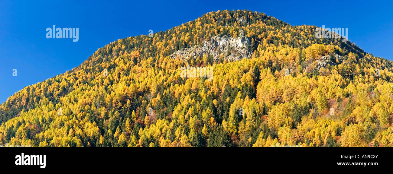 Mountain autumn scenery hi-res stock photography and images - Alamy