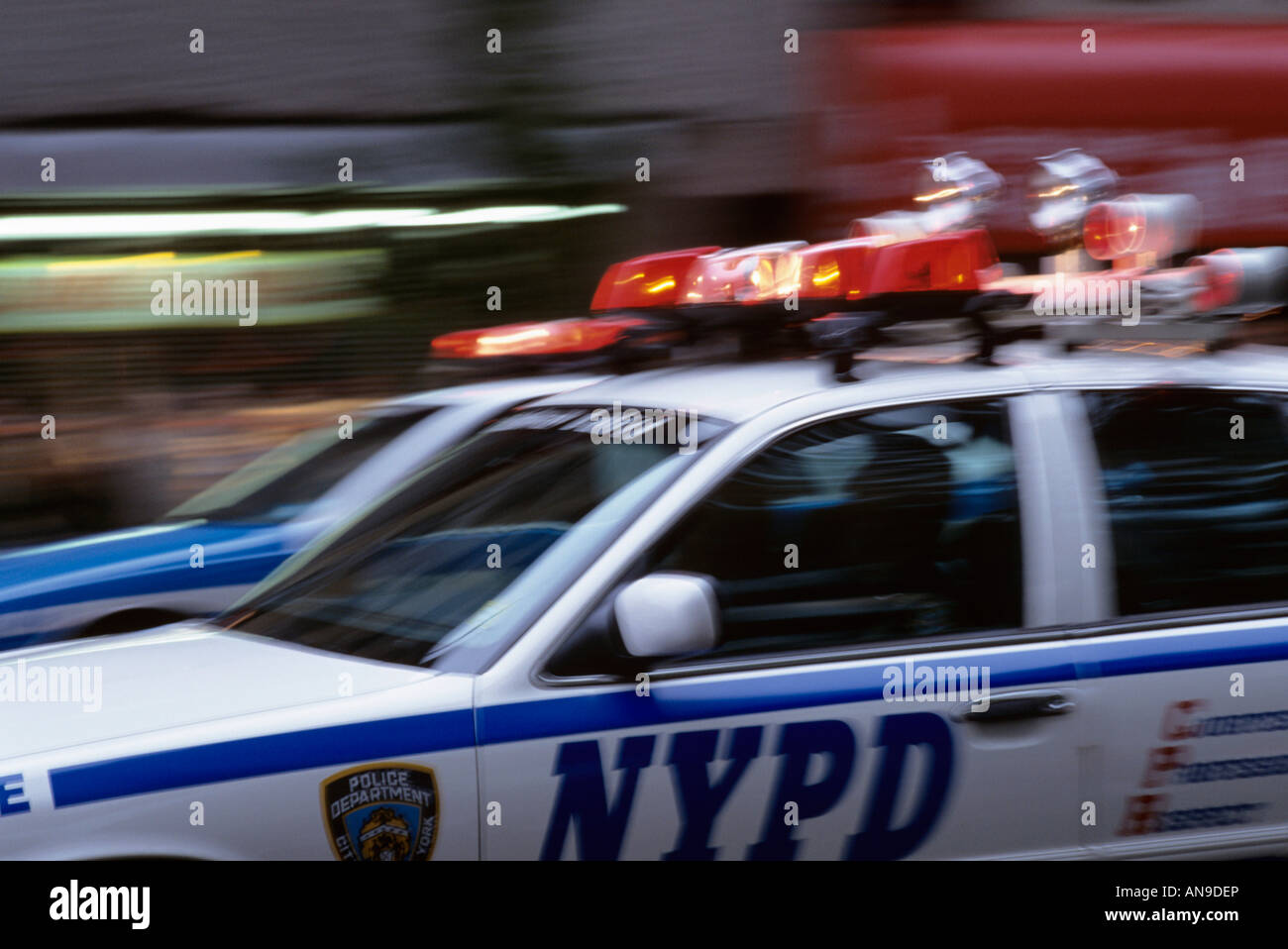 New york city police in action hi-res stock photography and images - Alamy