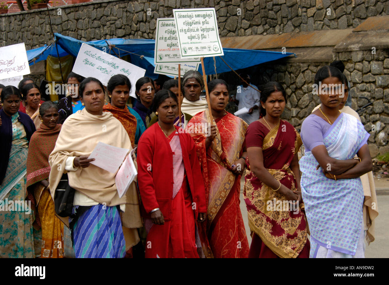 PROTESTATION BY WOMEN IN KODAIKANAL TAMILNADU Stock Photo