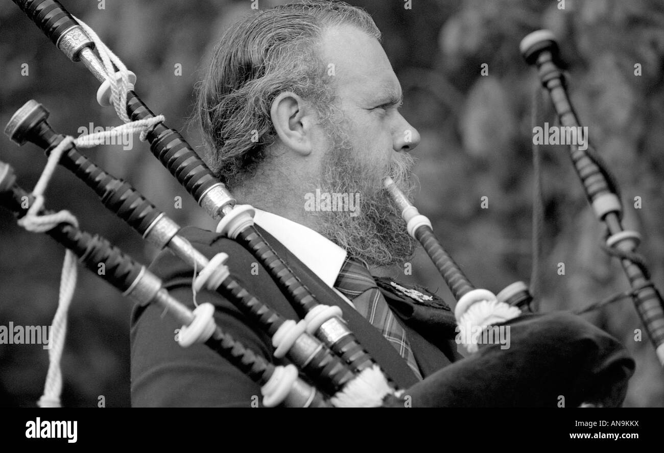 Bagpipes blow Black and White Stock Photos & Images Alamy