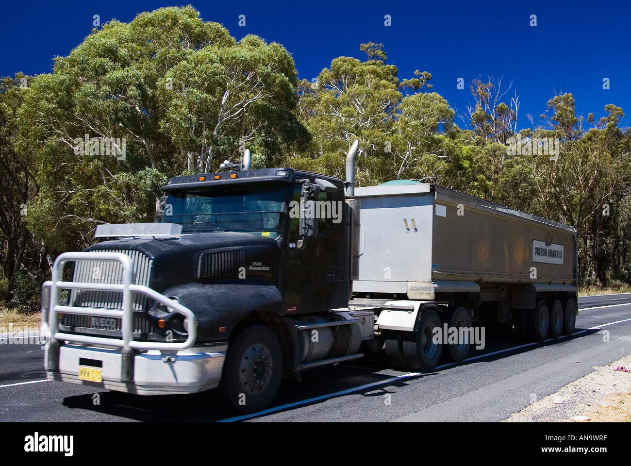 Truck on the Great Western Highway from Sydney to Adelaide New South Wales Australia Stock Photo